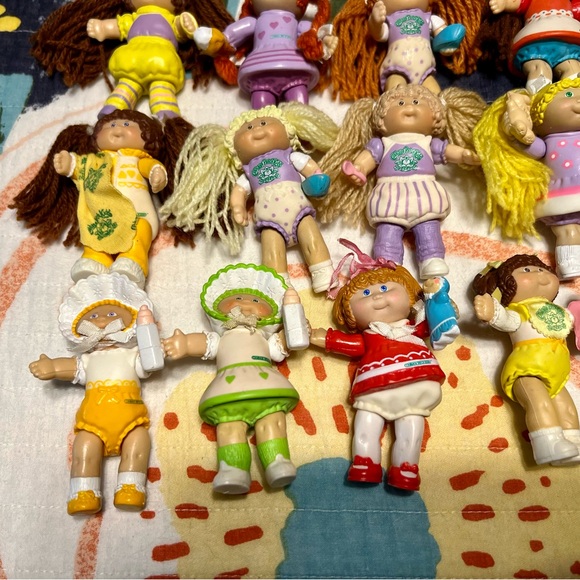 VINTAGE LOT OF 17 CABBAGE PATCH KIDS — 1980’s - Picture 4 of 12